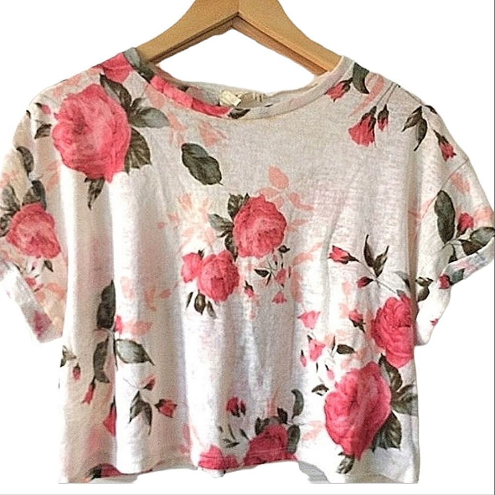 One Clothing Pink & White Short Sleeve Floral Crop T-shirt Size L